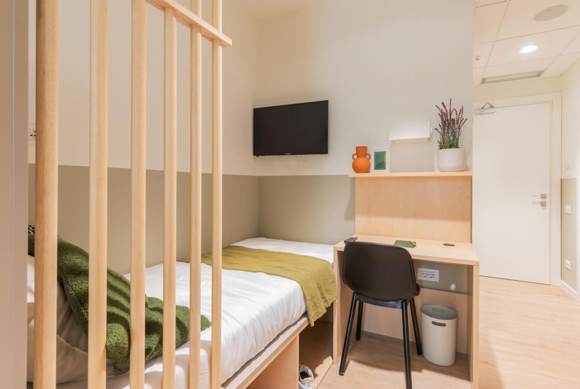 Well-Located Campus Rooms Near City Park Milán Exteriér fotografie