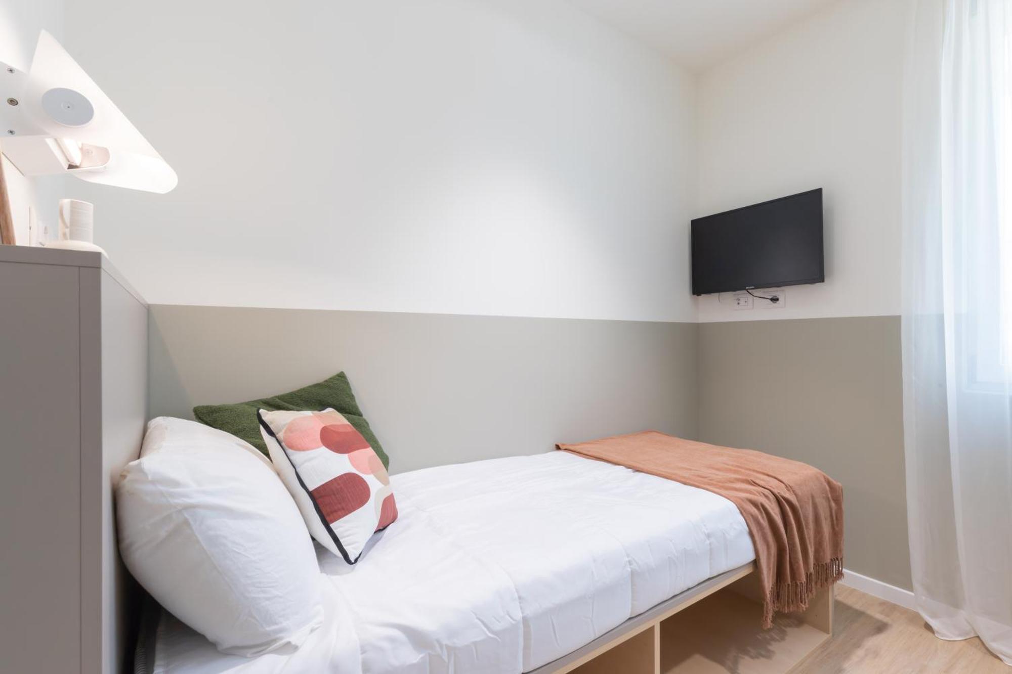 Well-Located Campus Rooms Near City Park Milán Exteriér fotografie