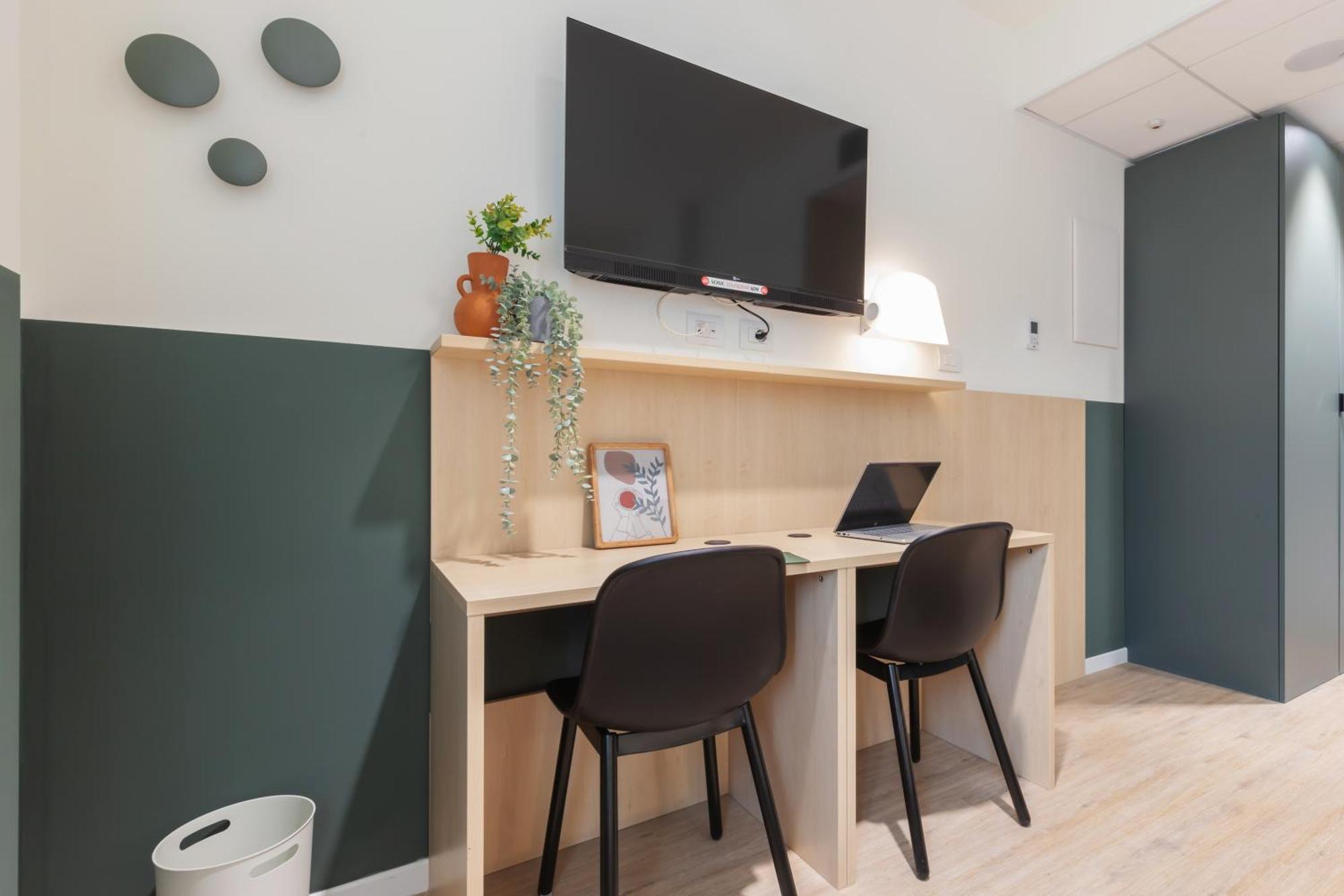 Well-Located Campus Rooms Near City Park Milán Exteriér fotografie