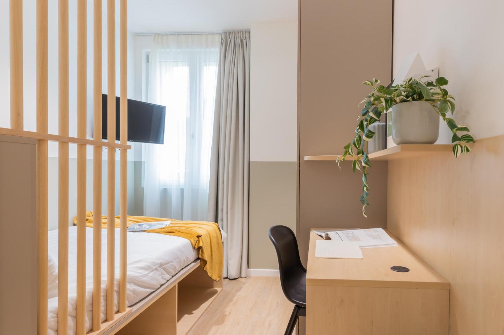 Well-Located Campus Rooms Near City Park Milán Exteriér fotografie
