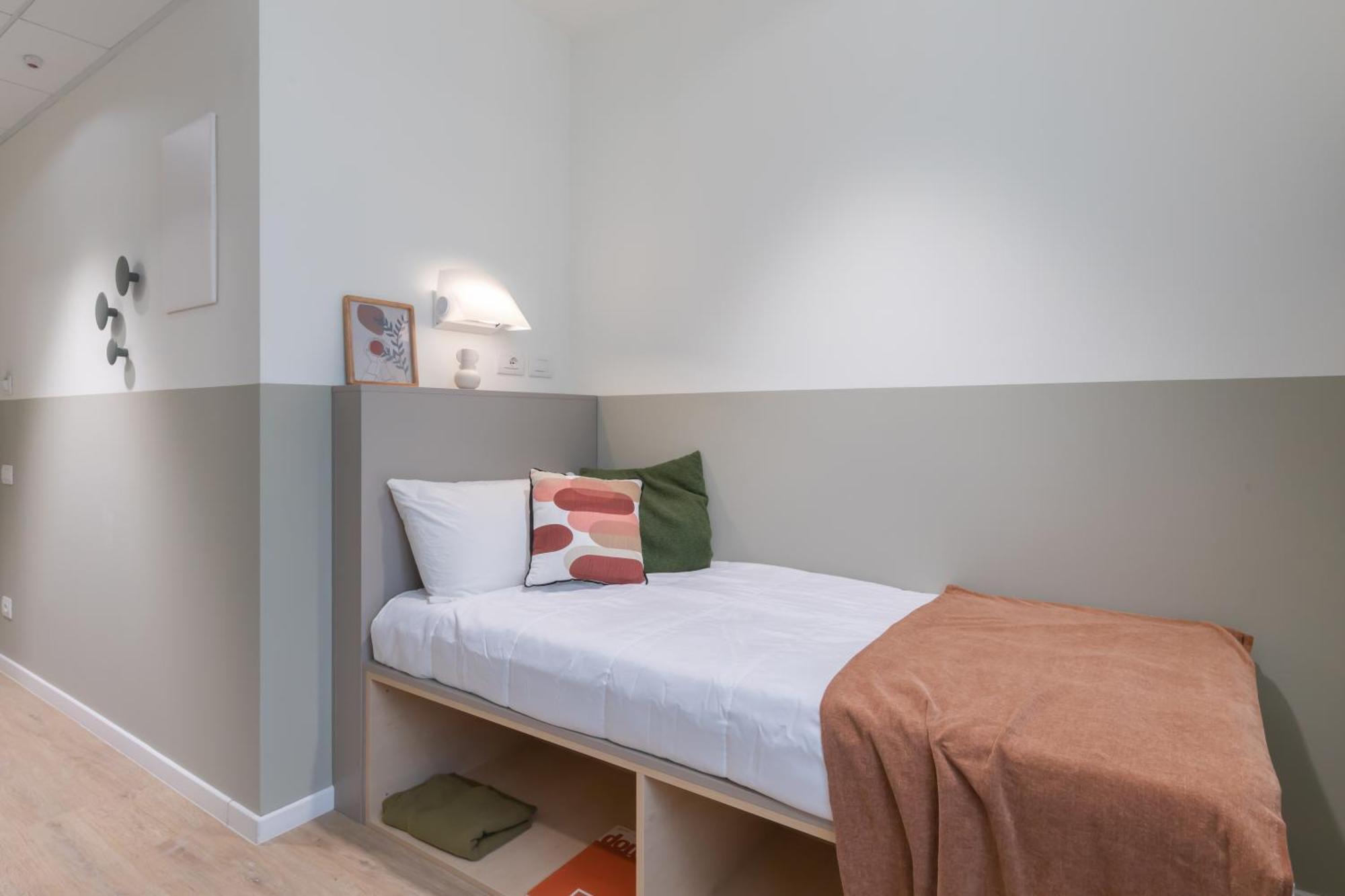 Well-Located Campus Rooms Near City Park Milán Exteriér fotografie