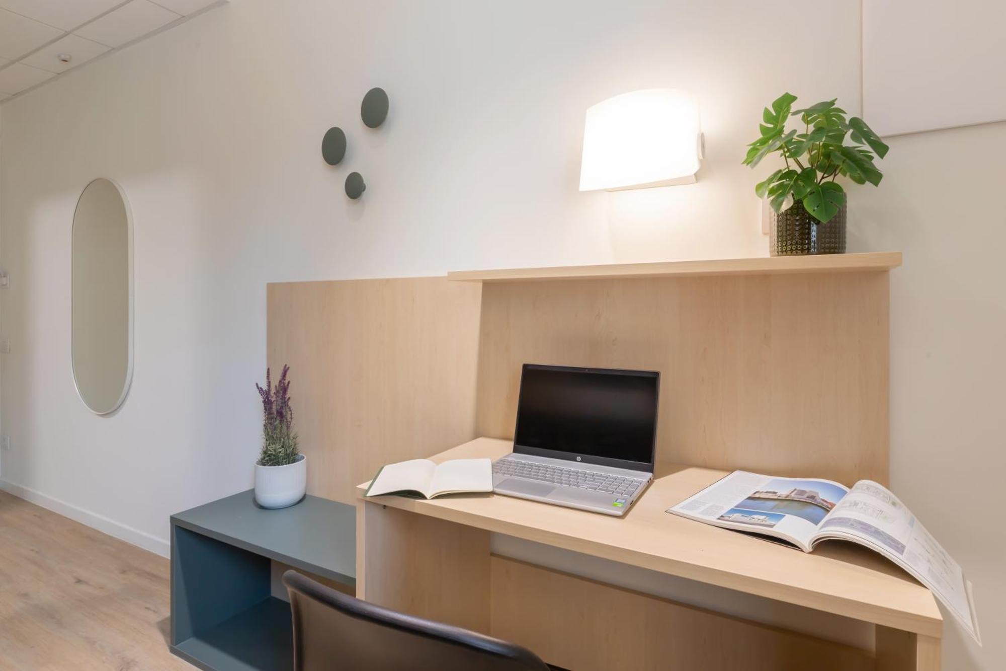 Well-Located Campus Rooms Near City Park Milán Exteriér fotografie